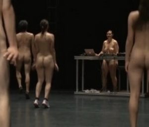 Голый театр