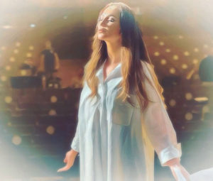 Бузова в МХТ