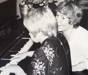 Только живи мамочка, живи!