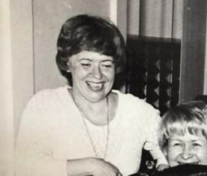 27 лет без мамы