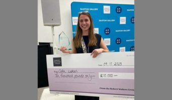 Папа плачет))