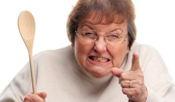 Книжкой по башке!