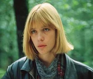 Женщина-сорванец, с пацанским характером